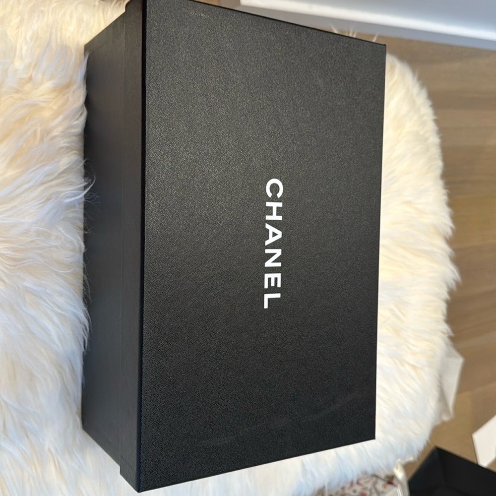 Chanel shoe box - authentic